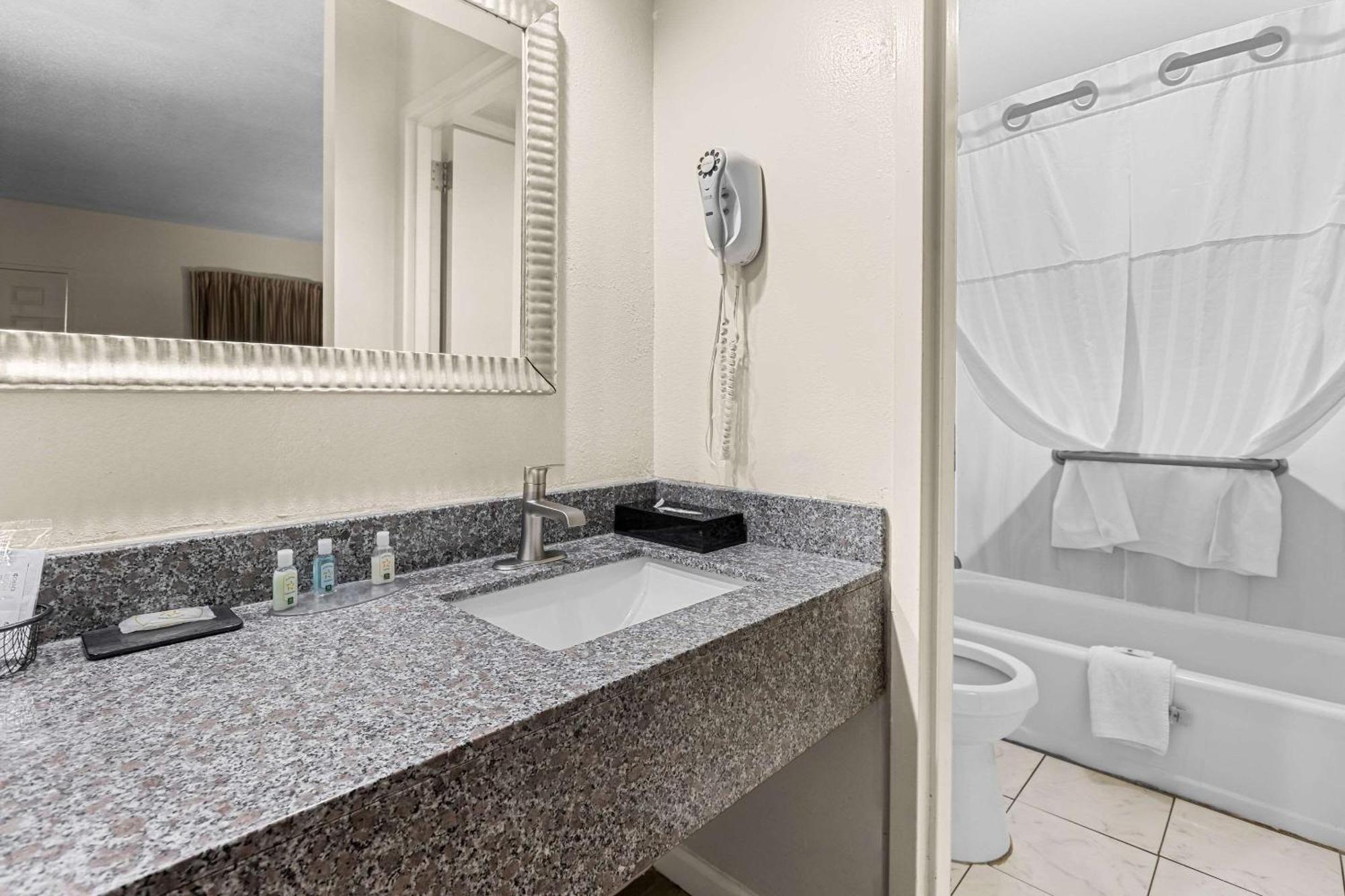Quality Inn Port Wentworth Savannah North Dış mekan fotoğraf